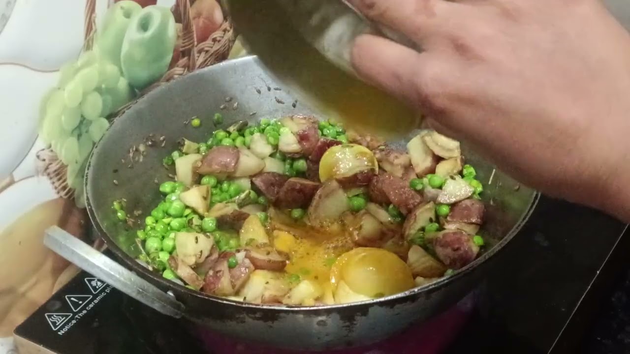 आलू मटर की सब्जी 😋 /Aalu matar ke recipes #viralvideo