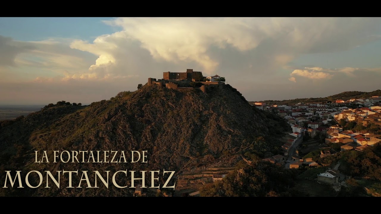CASTILLO DE MONTANCHEZ