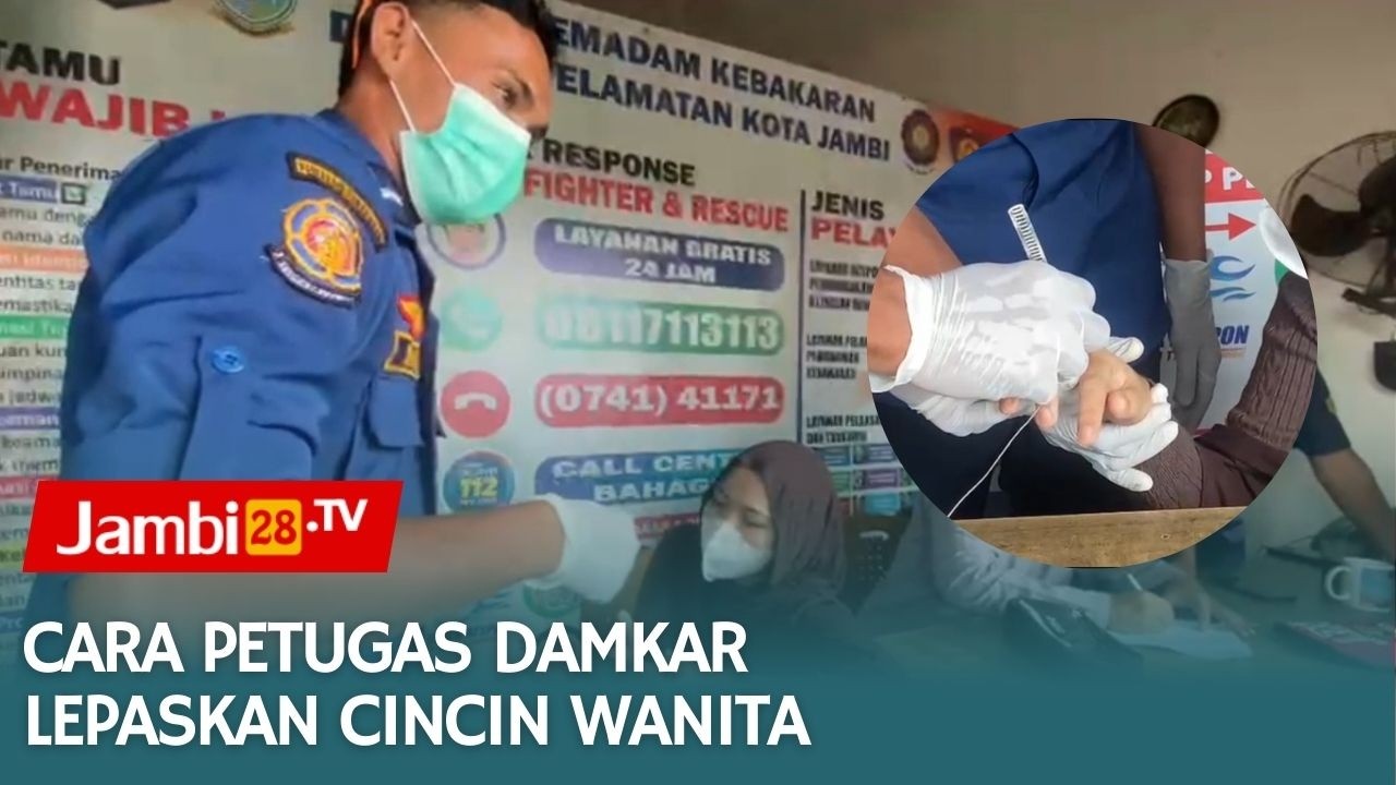 Petugas Damkar Evakuasi Cincin Tersangkut di Jari Wanita