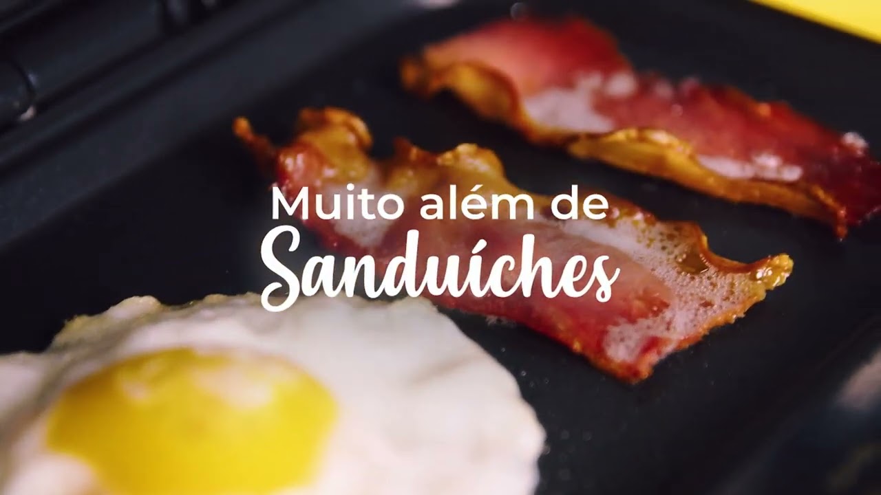 Grill Sanduicheira Cadence Quadrada, com Sistema de Fechamento Click - SAN400