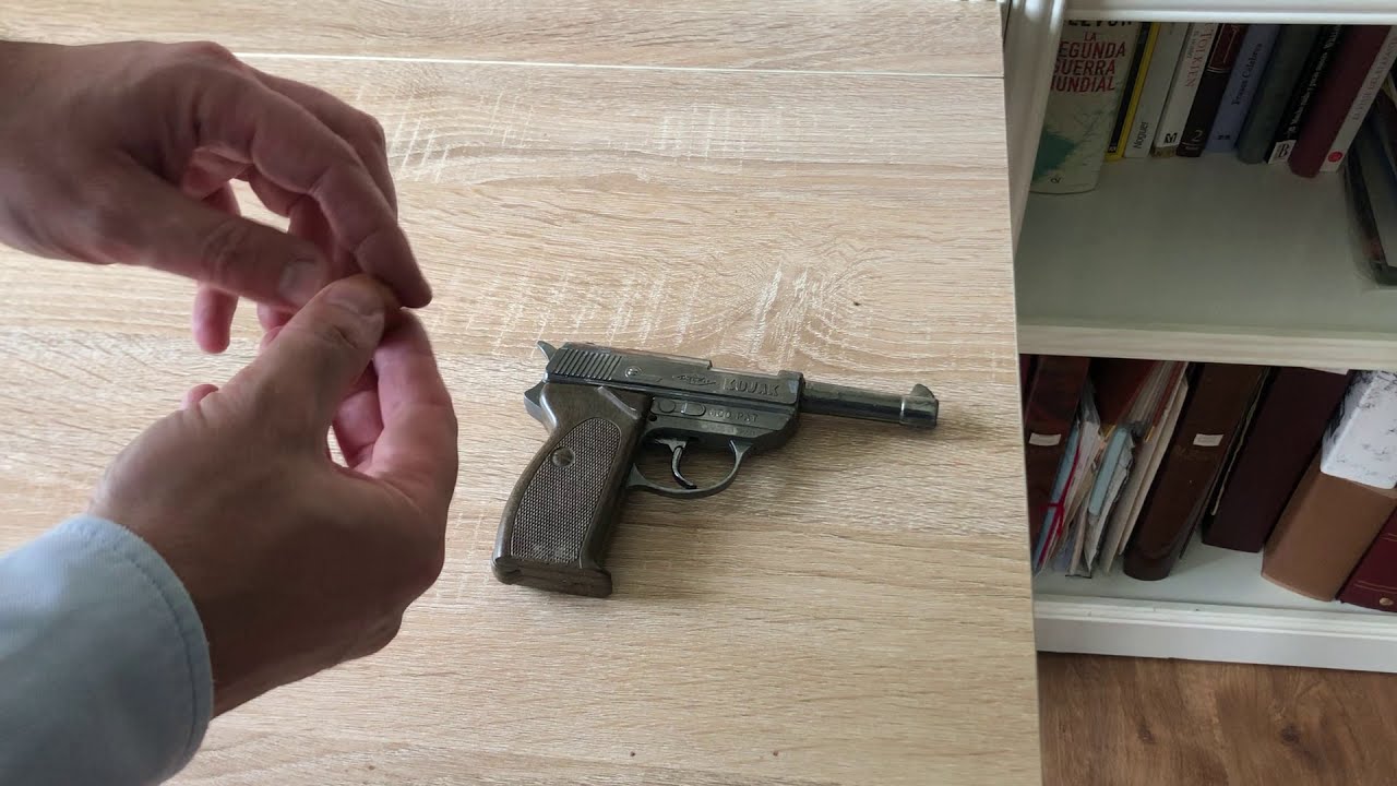 Pistolas Kojak (Walther) de la marca Pilen con fulminantes de rodillo #retrojuguete