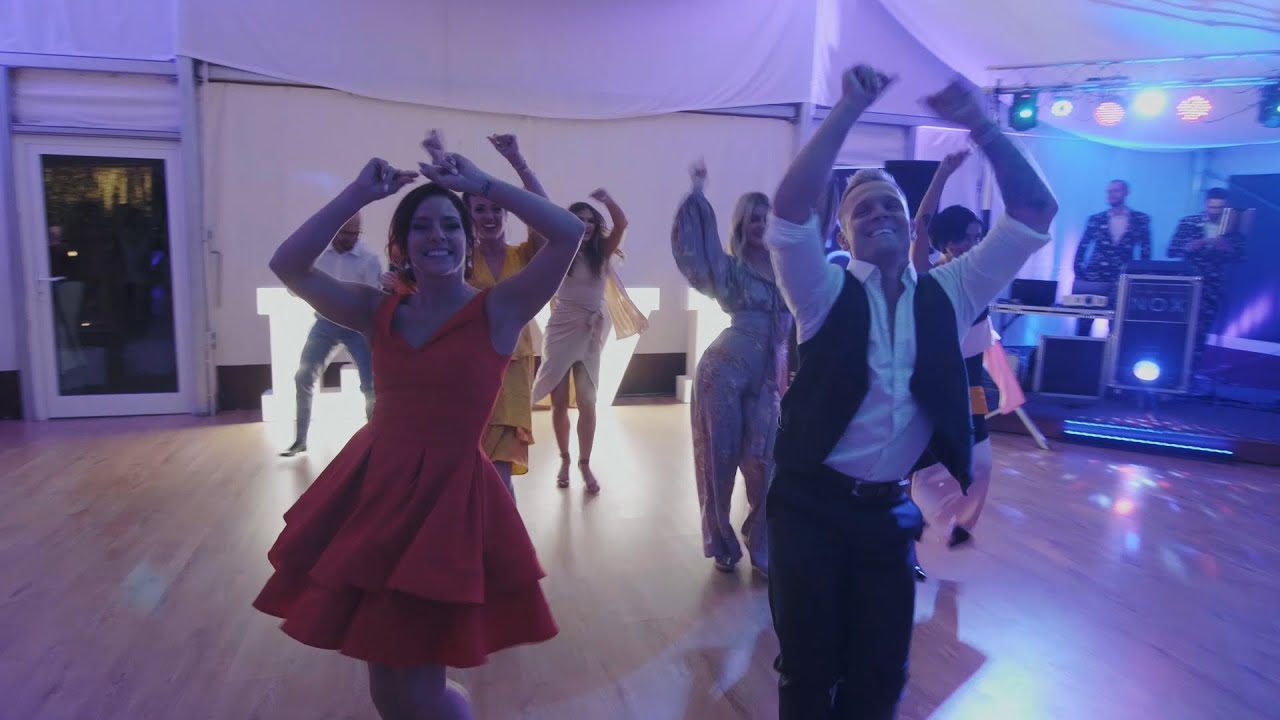 NIESAMOWITA NIESPODZIANKA PARY MŁODEJ DLA RODZICÓW - Kadra Studio