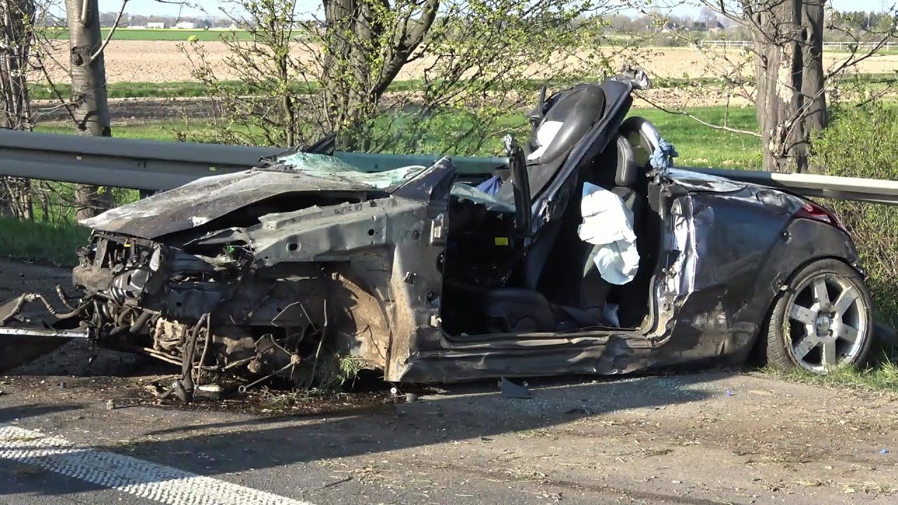 Kradfahrer übersah PKW - Unterschenkel abgetrennt - 7 Verletzte auf A555 Höhe Bornheim 5.4.20+O-Töne