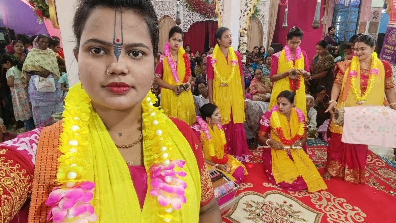 বসন্ত স্পেশাল কীর্তন।রীনা মিনা অষ্টসখী সম্প্রদায় খুলনা। Rina Mina Astosokhi Paikgasha Khulna... 