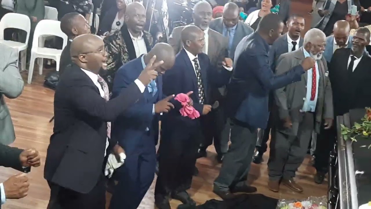 Ndaza Emvakoko.