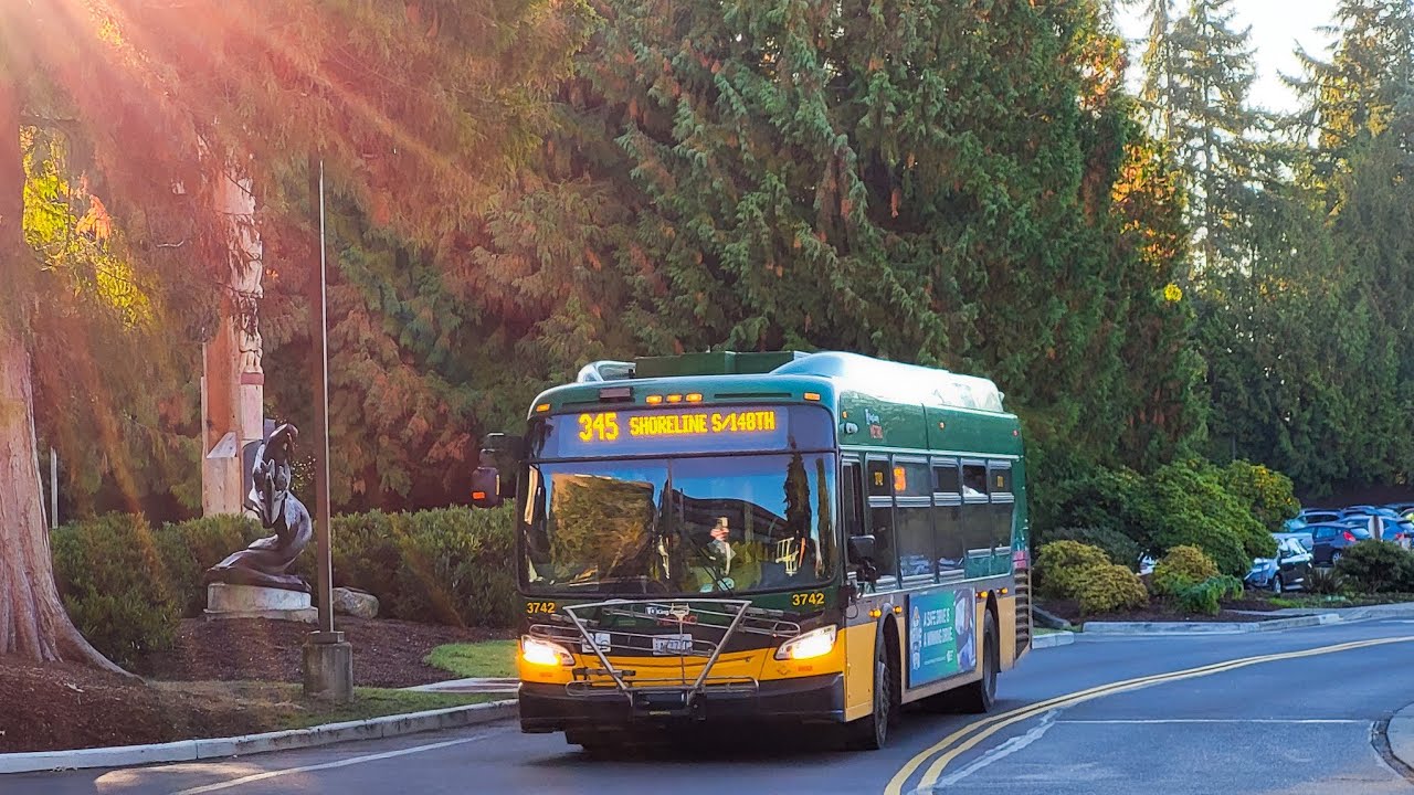 Ride on a King County Metro 2014 New Flyer XDE35