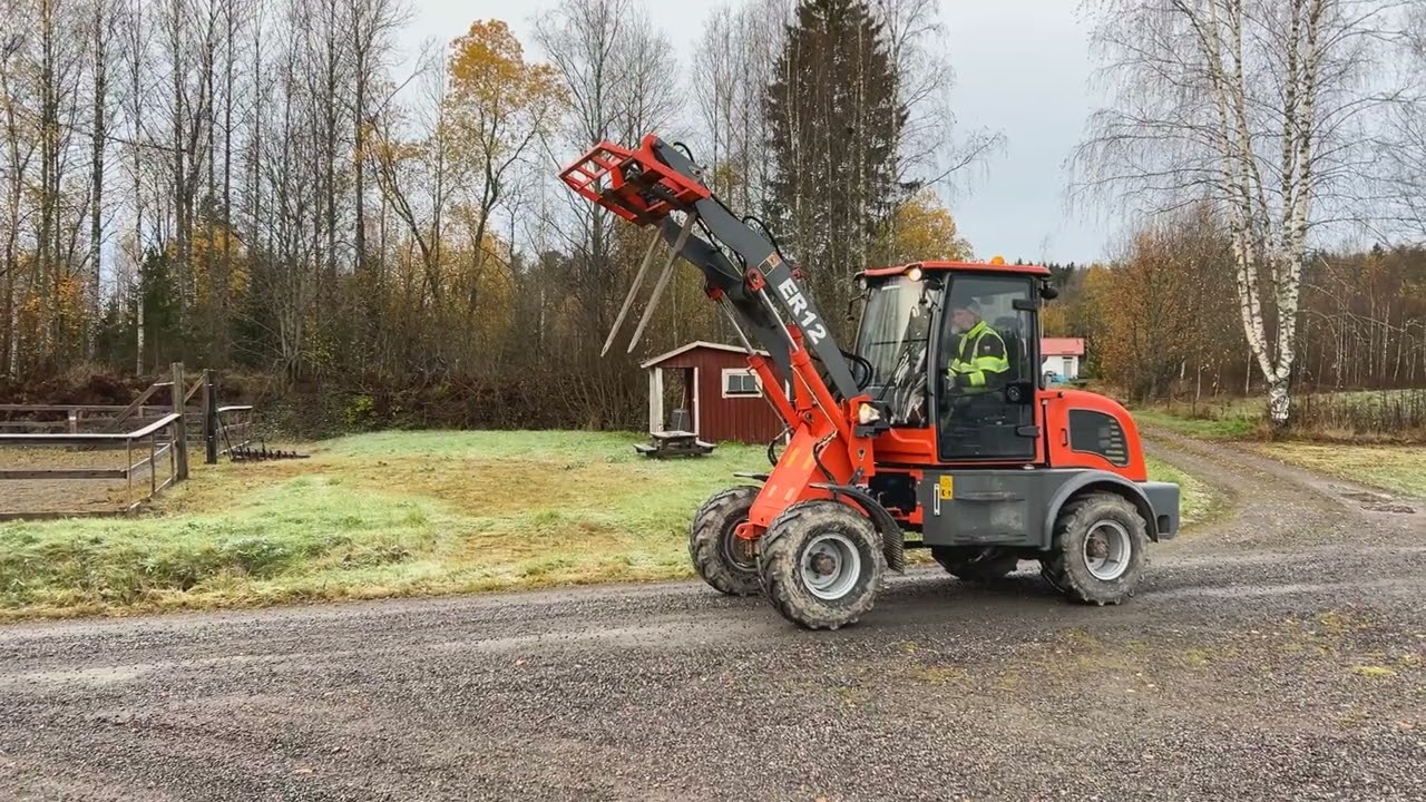 Everun ER12 med gafflar och planeringskopa