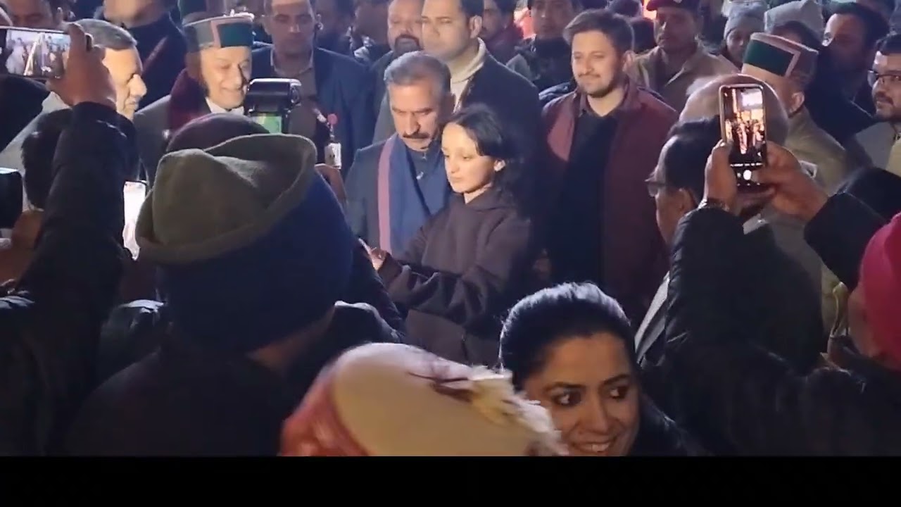 Shimla mai CM sukhu se mulakat ho gyi new year celebration at shimla 