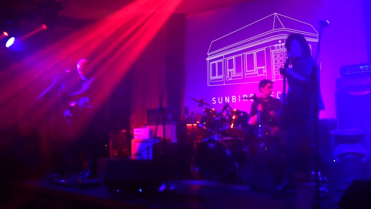 The Abandoners - Glorious