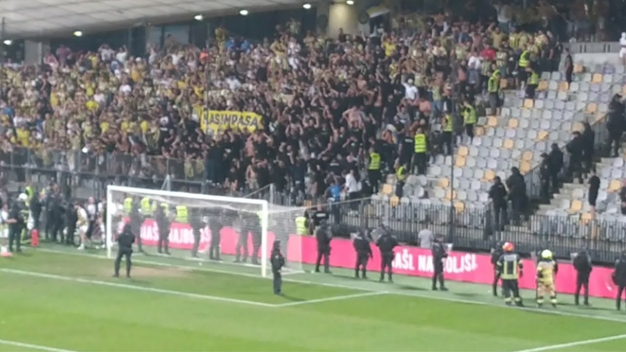 Wie Ultras von Fenerbahçe Istanbul die Zaunfahne zurück eroberten I NK Maribor - Fener I 17.08.23