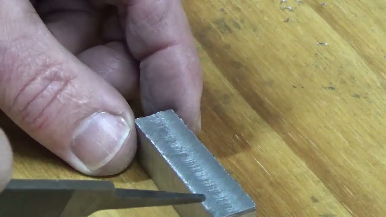 Machining tool holders for miniature boring bars Part 1