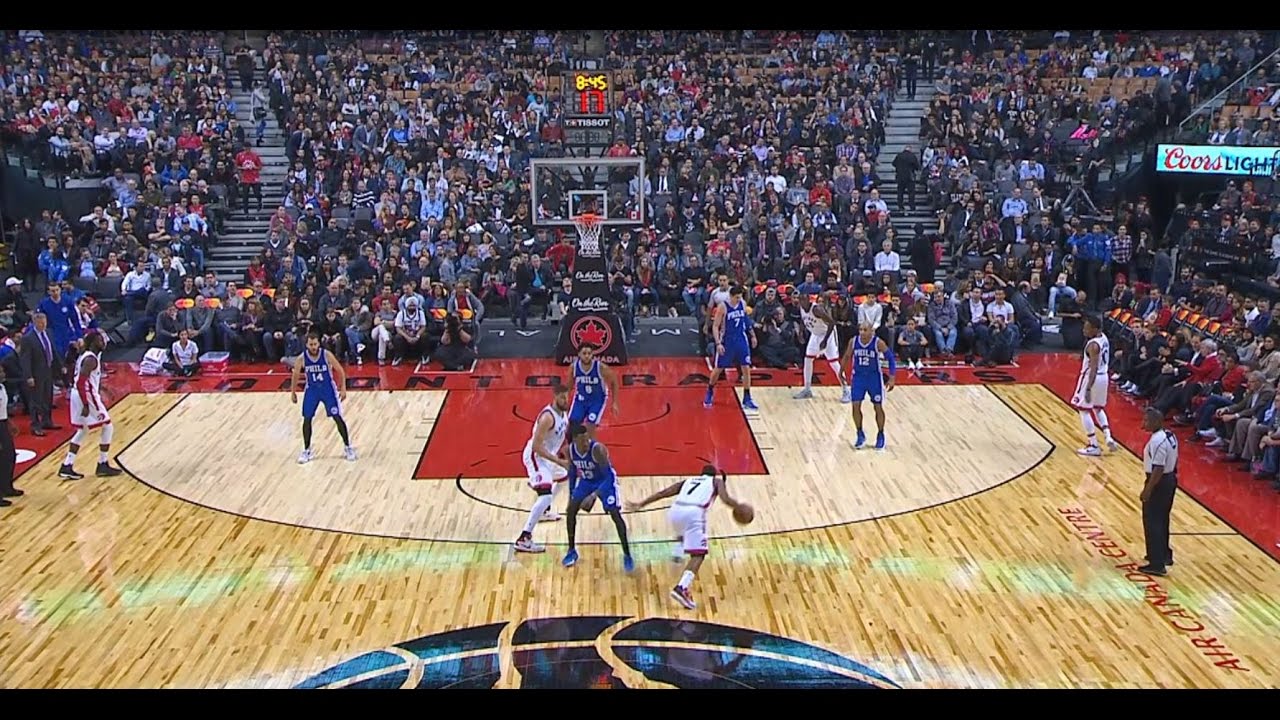Kyle Lowry Crosses Over and Finds Jonas Valančiūnas | 11.28.16