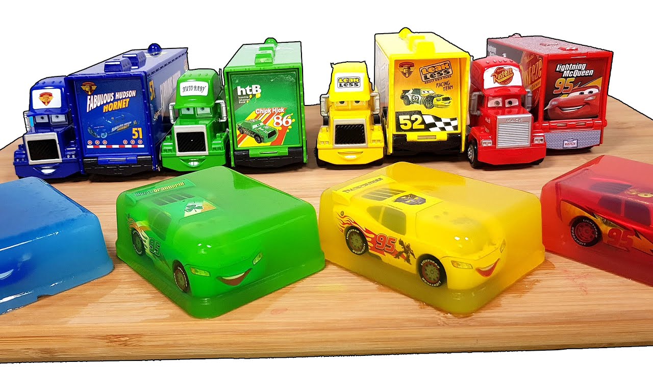 Disney Pixar Cars Toys Jelly Mack Truck Hauler Lightning McQueen