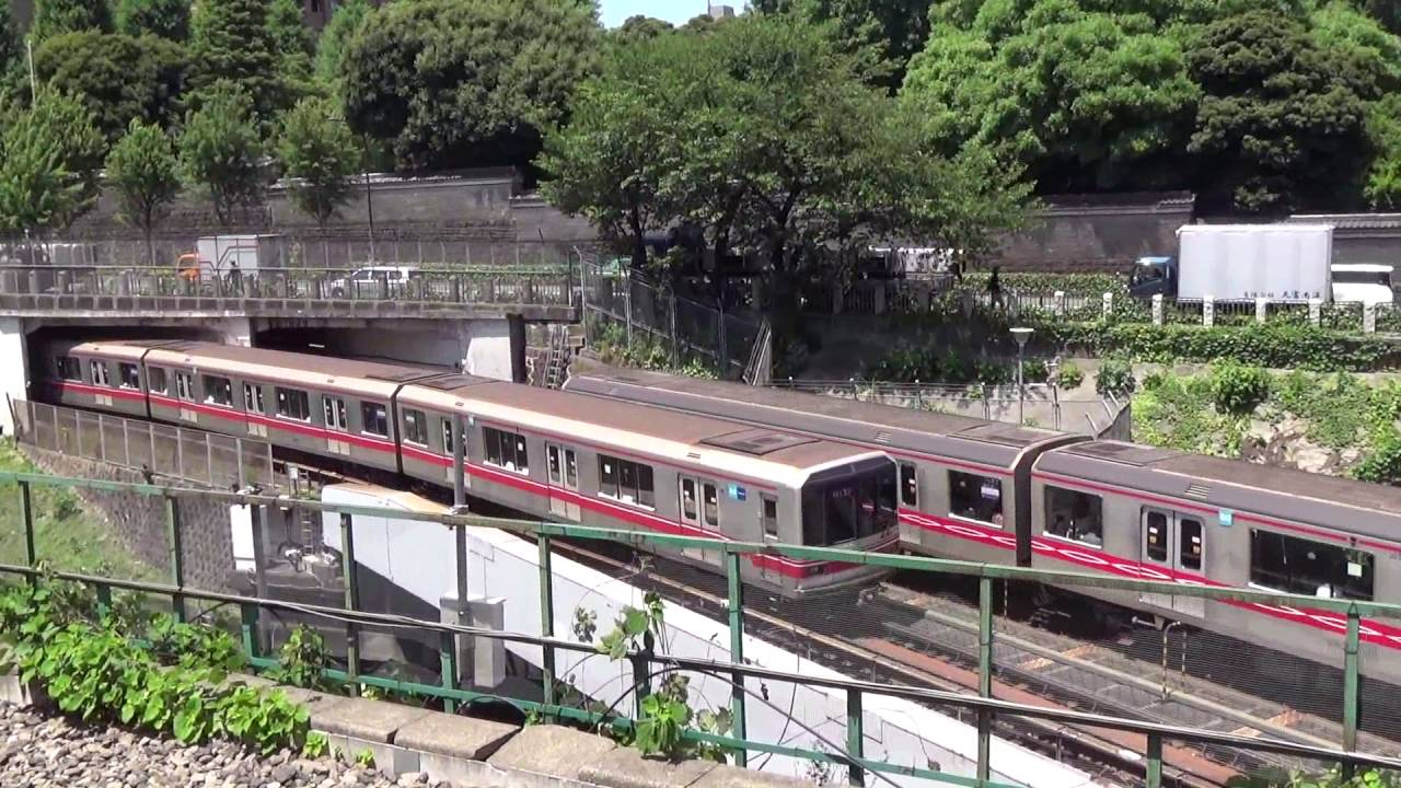 JR trains b/w Suidobashi & Tokyo stations 6/3/16