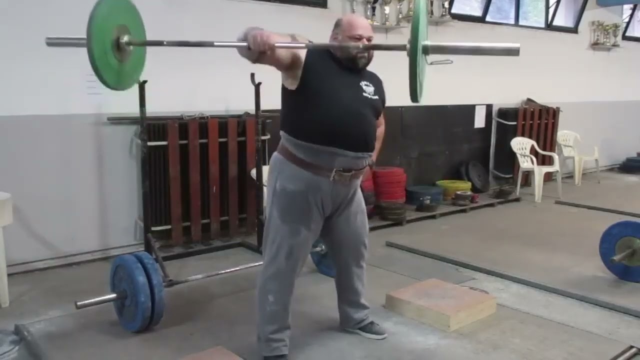 lateral raises 12x40kg