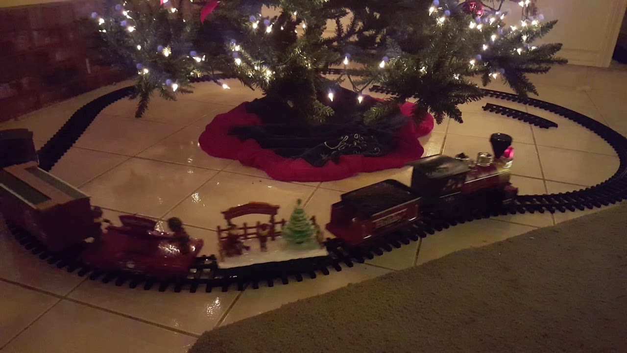 2nd year 2nd video with EZTEC NORTHPOLE EXPRESS train.