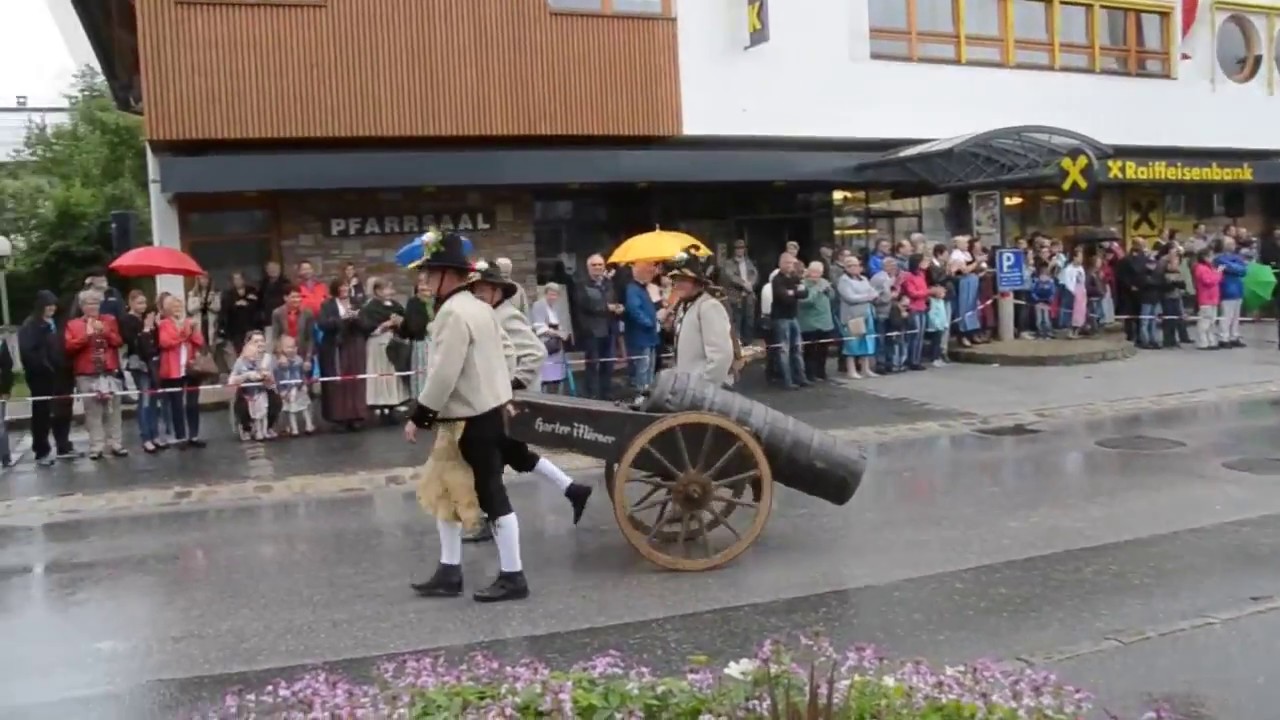 65.Unterinntaler Trachtenverbandsfest Kössen - Festumzug