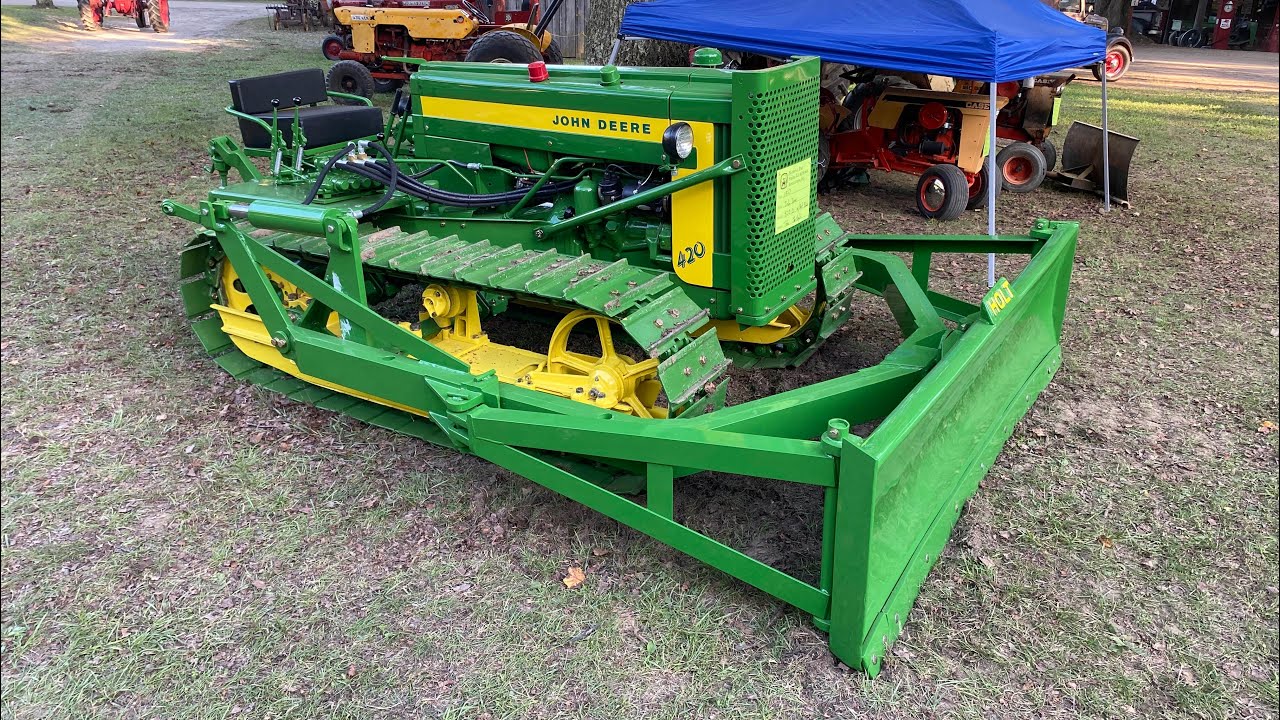 John Deere 420C Crawler with Holt Blade Walk-Around