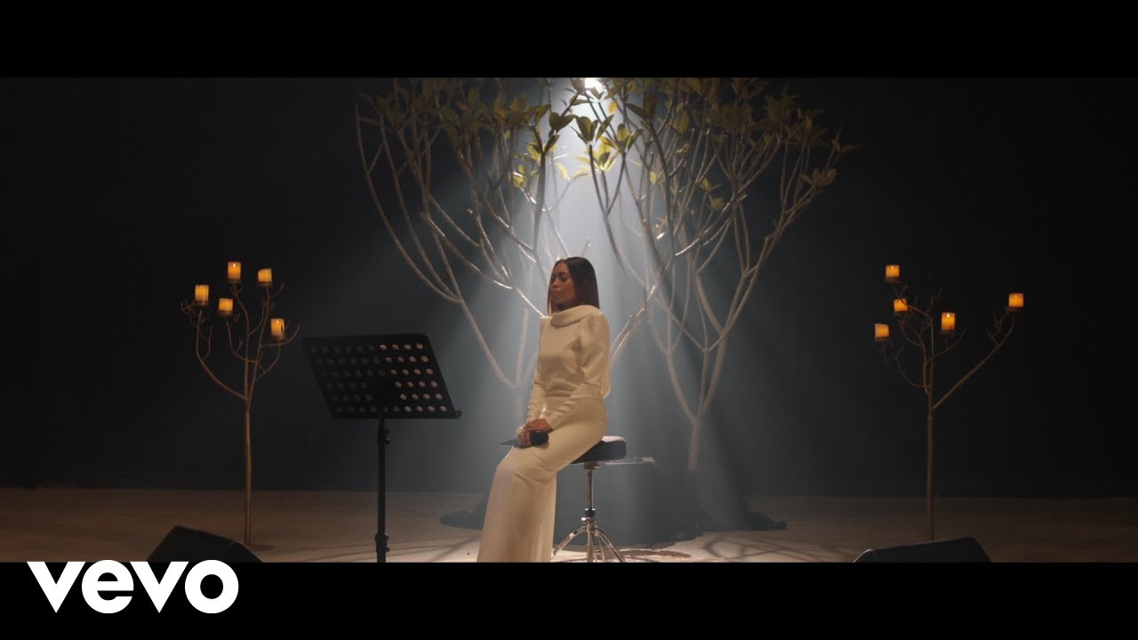Dayang Nurfaizah - Kenang Daku Dalam Doamu (Official Music Video)