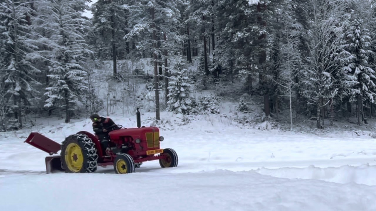 David Brown 950 snow