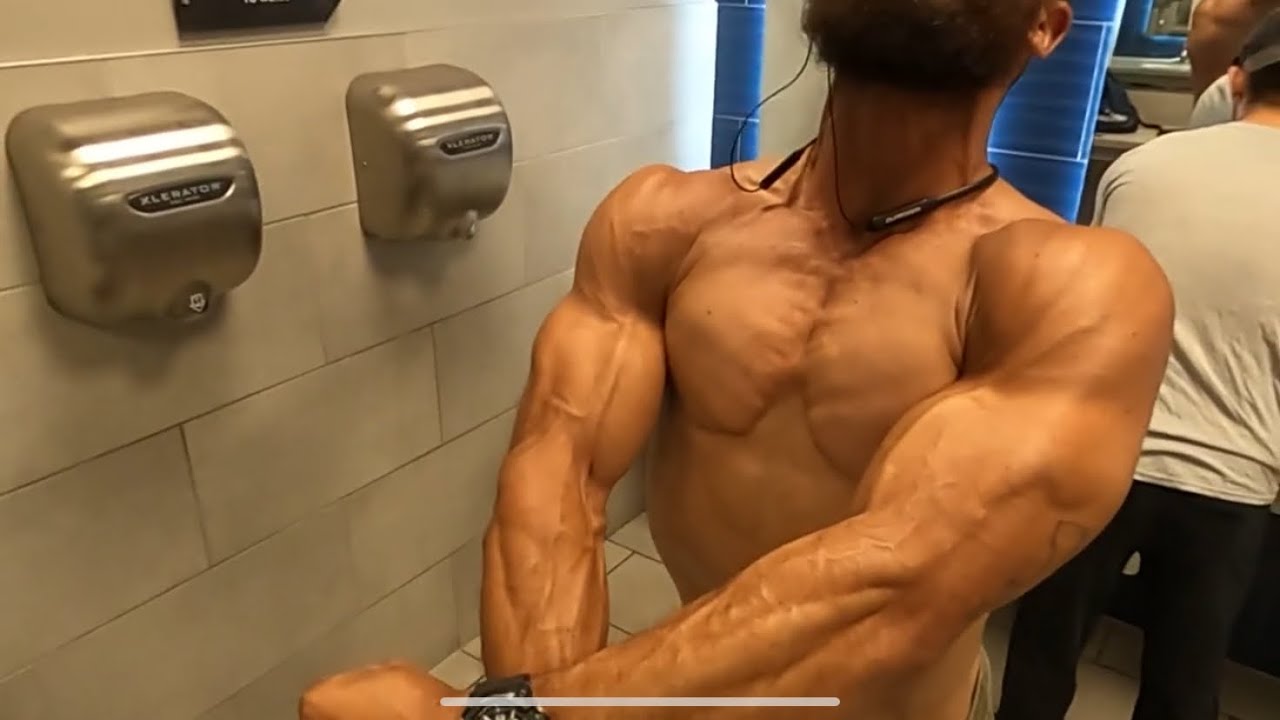 Looking back at ONE YEAR AGO 👀😮‍💨😮‍💨 VAGETA SHREDZ