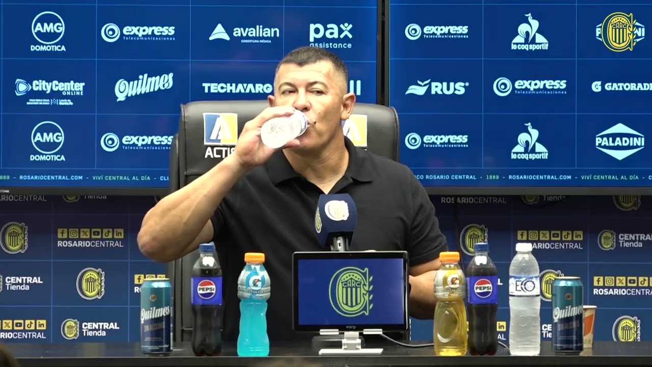 Conferencia de Almirón tras el partido ante Talleres