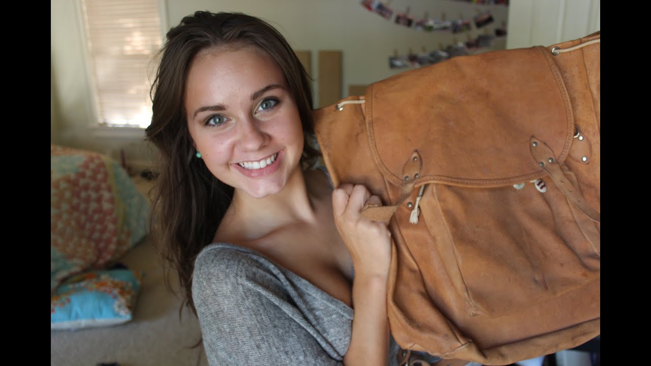 What's In My School Bag?