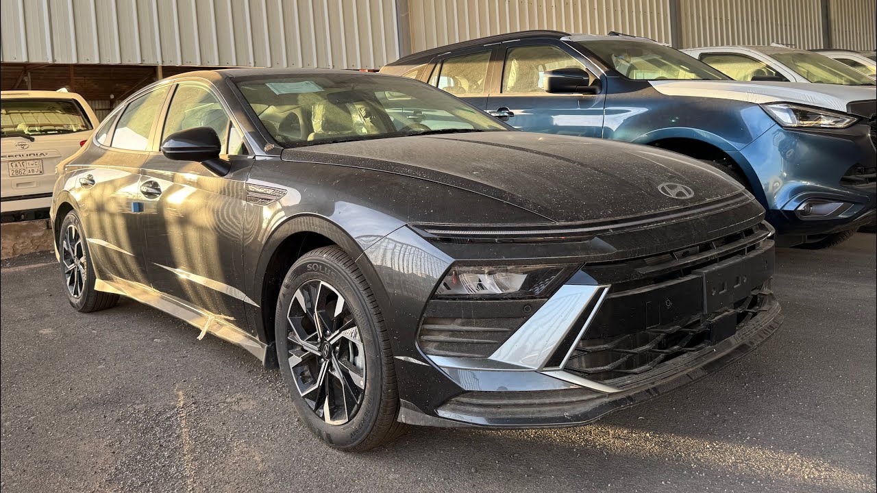 هيونداي سوناتا 2025  فليت مع السعر ( معرض صالح الحارثي للسيارات)