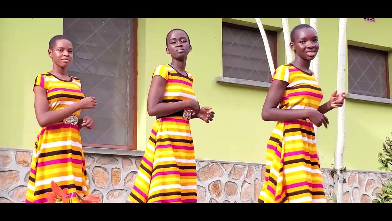 COMENSOLI GIRLS CATHOLIC PRIMARY SCHOOL CHOIR -  INU MARIA NDITHU KONDWANI (Official Music Video)