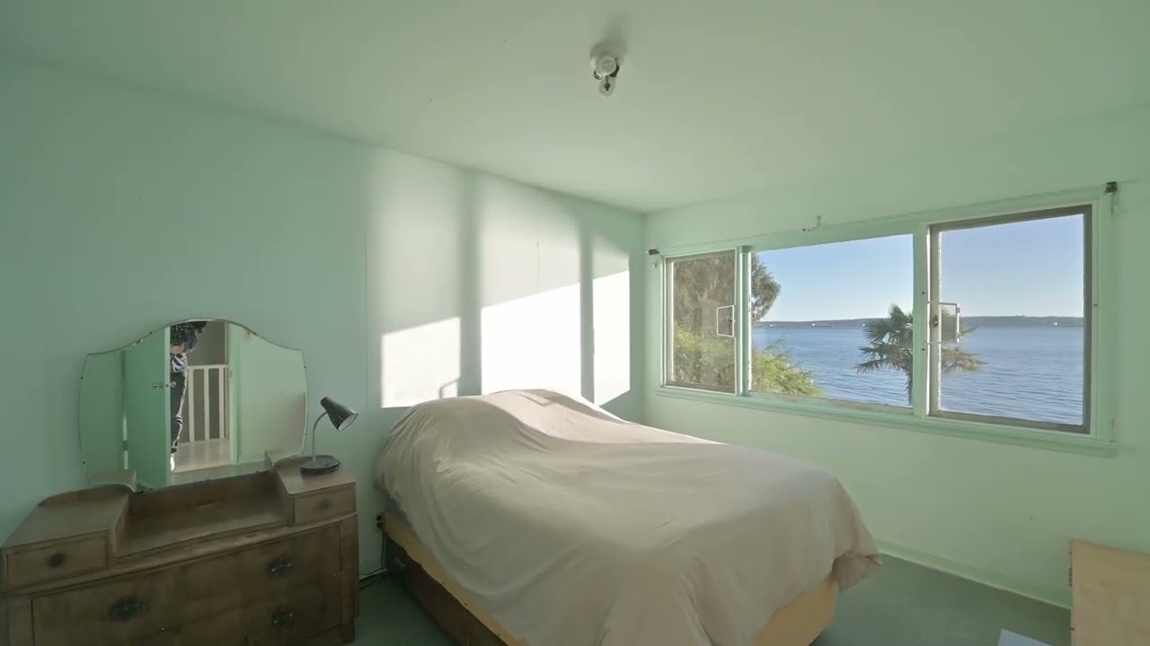 3248 Marine Drive