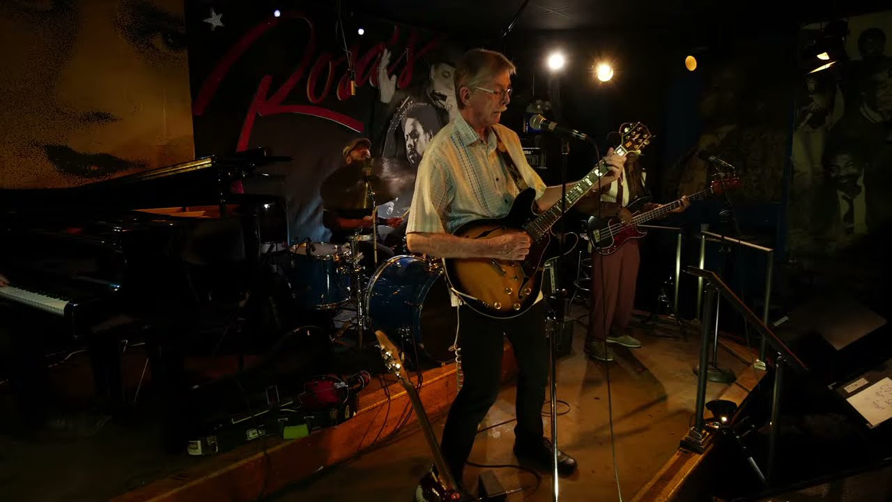 Billy Flynn Band :: Live at Rosa's Lounge