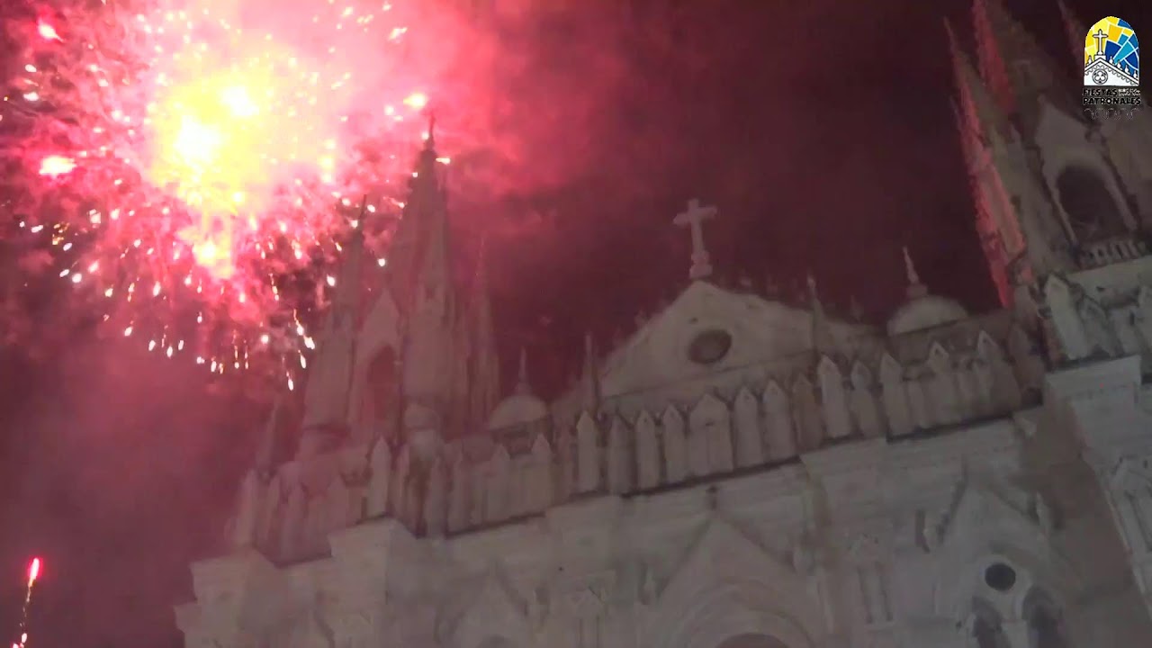 #EnVivo Procesión con la imagen de Señora Santa Ana.