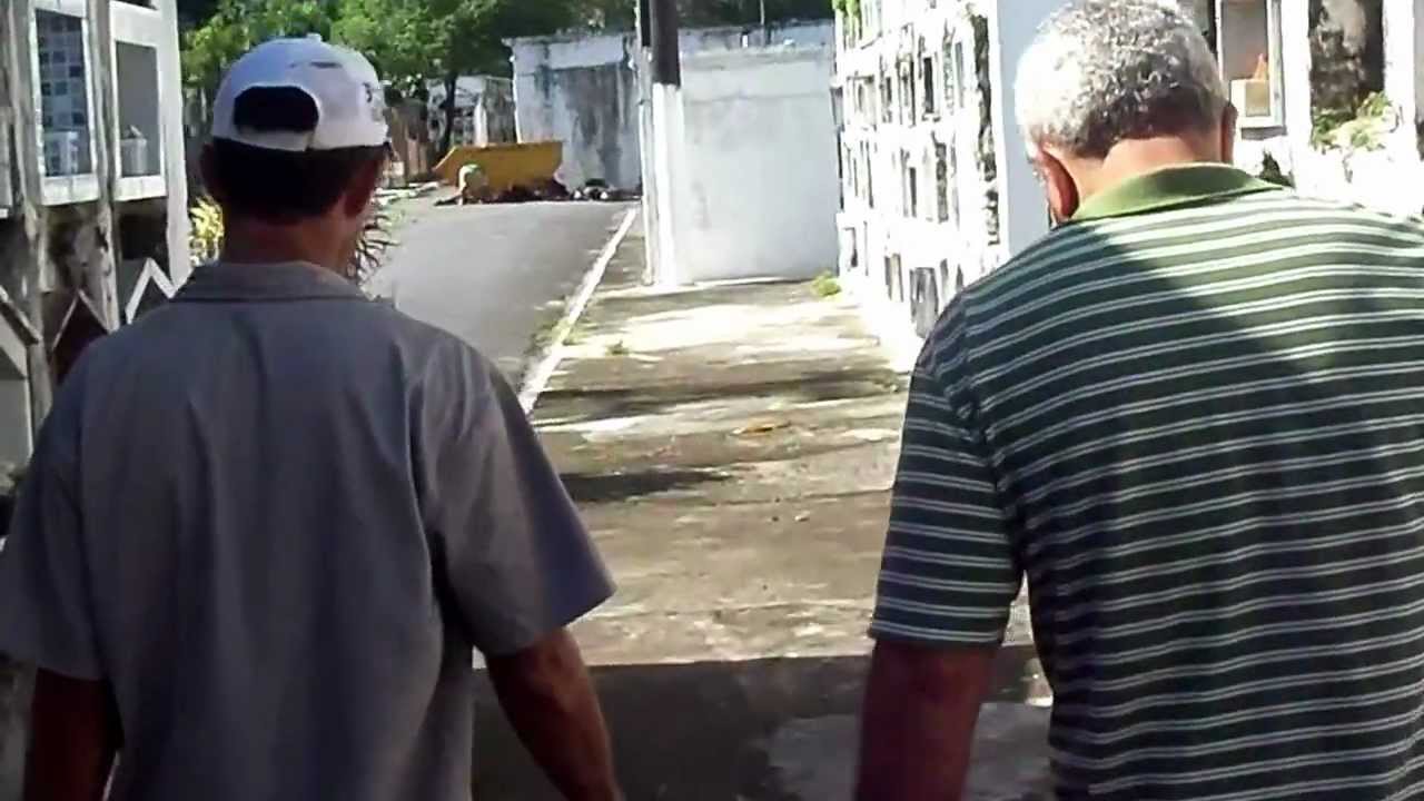 EXUMAÇÃO DA DONA REGINA