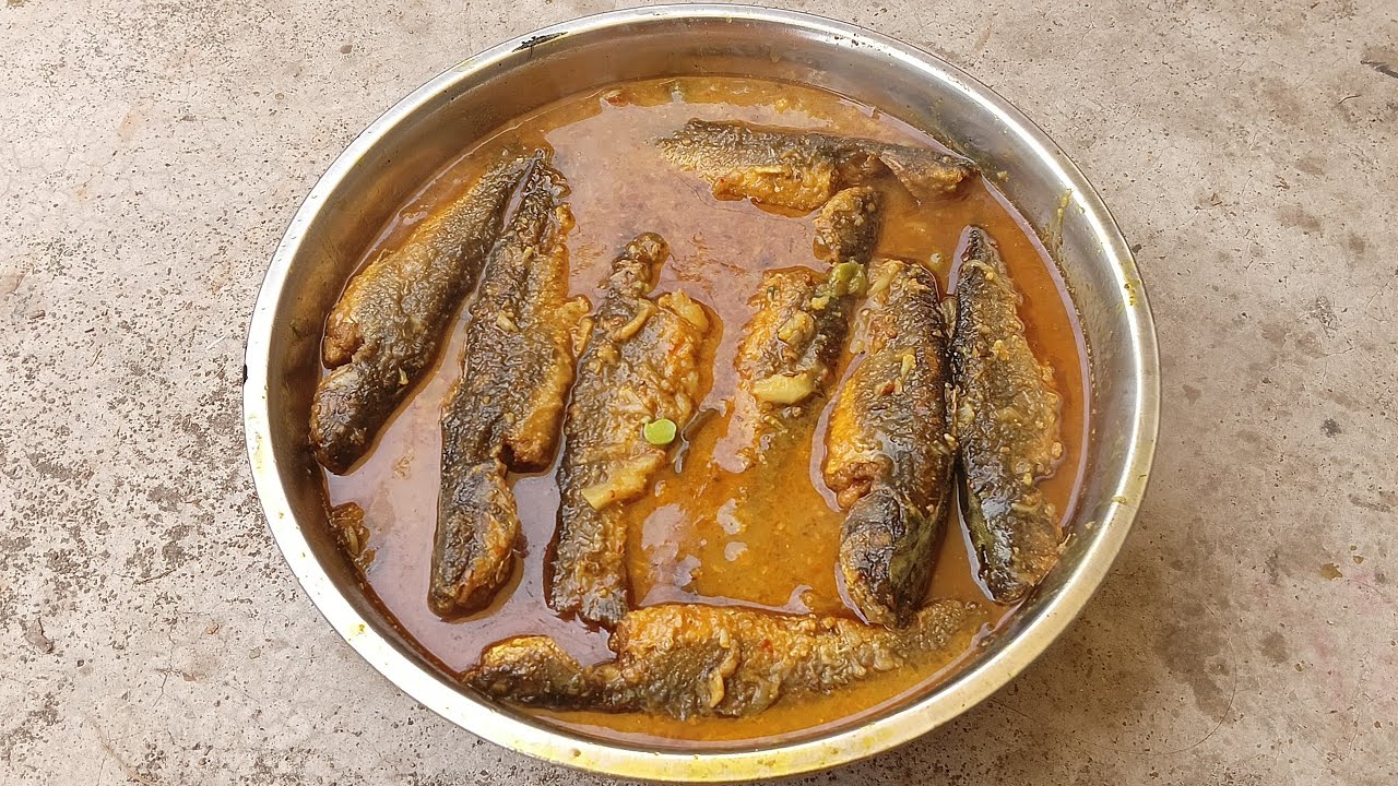 শীতে ট্যাংরা মাছের ঝোল ফুলকপি আলু বেগুন দিয়ে 
