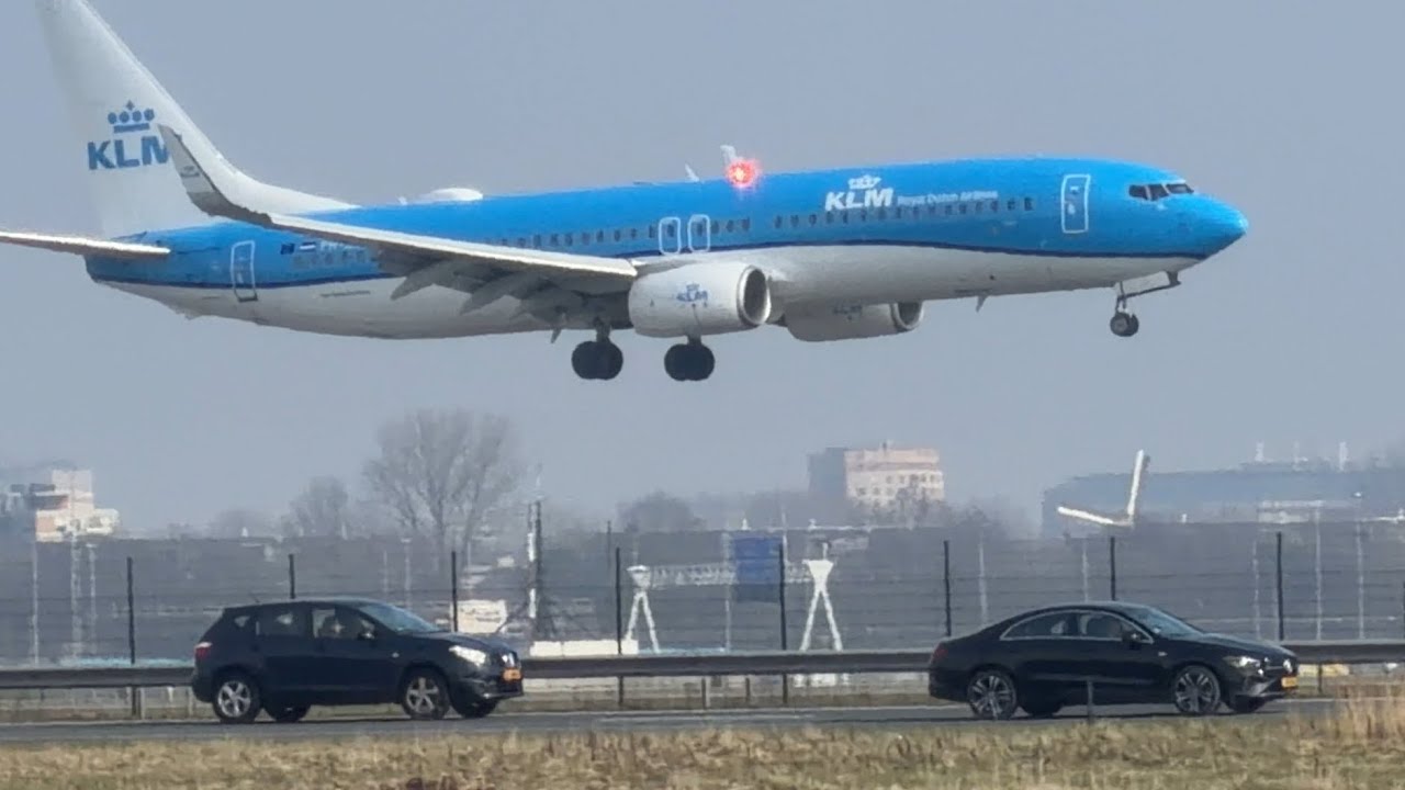 BOEING 737-8K2 KLM FROM BERLIN TO AMSTERDAM LANDING SCHIPHOL AIRPORT PHBXY #aviation #airplane