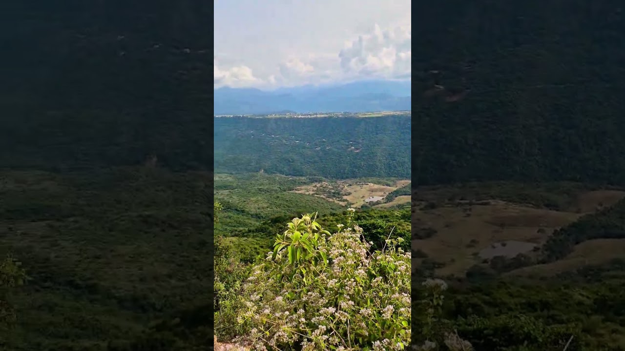 ВИД С БАТЕАС КУНДИНАМАРКА, КОЛУМБИЯ