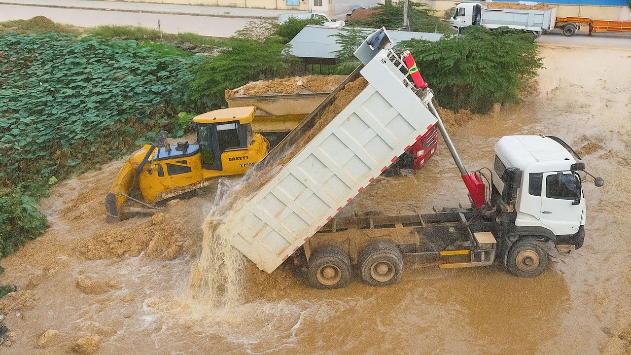 Real power in action! SHANTUI DH17 showing amazing skill on Filling Big Pond