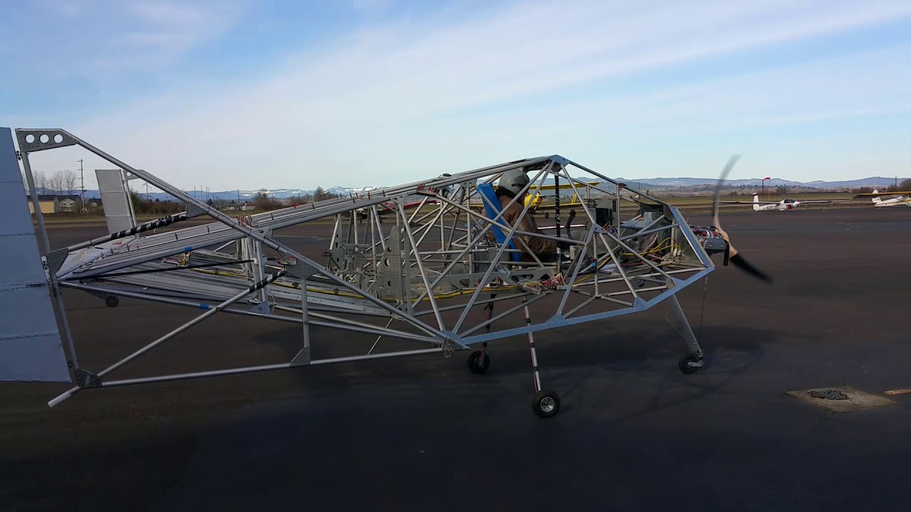 FMX4 Facetmobile Taxiing