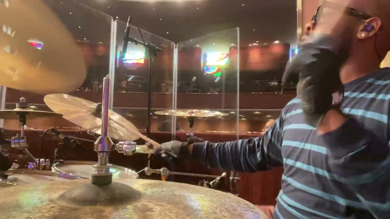 “Watch Me Praise Him” at West Angeles COGIC