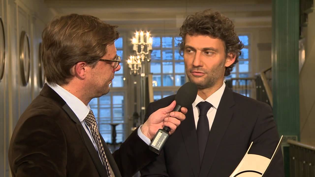 ECHO Klassik 2013 - Jonas Kaufmann nach der Preisvergabe
