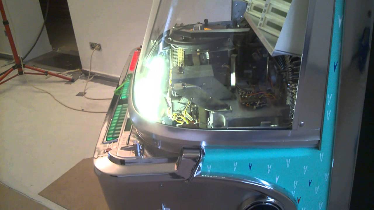 AMi i jukebox en restauration