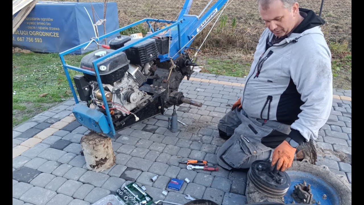 Wymiana łożyska sprzęgła - ciągnik hybrydowy od Agroray.