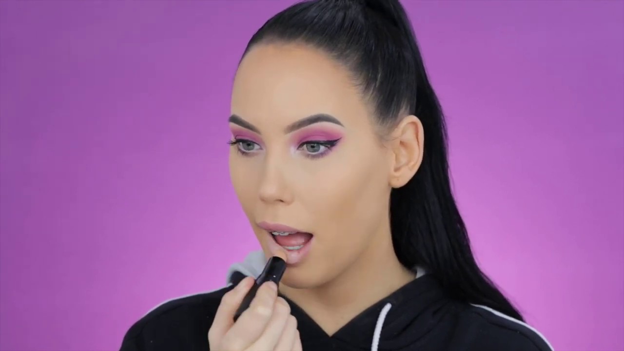 How to use Lip Primer Stick