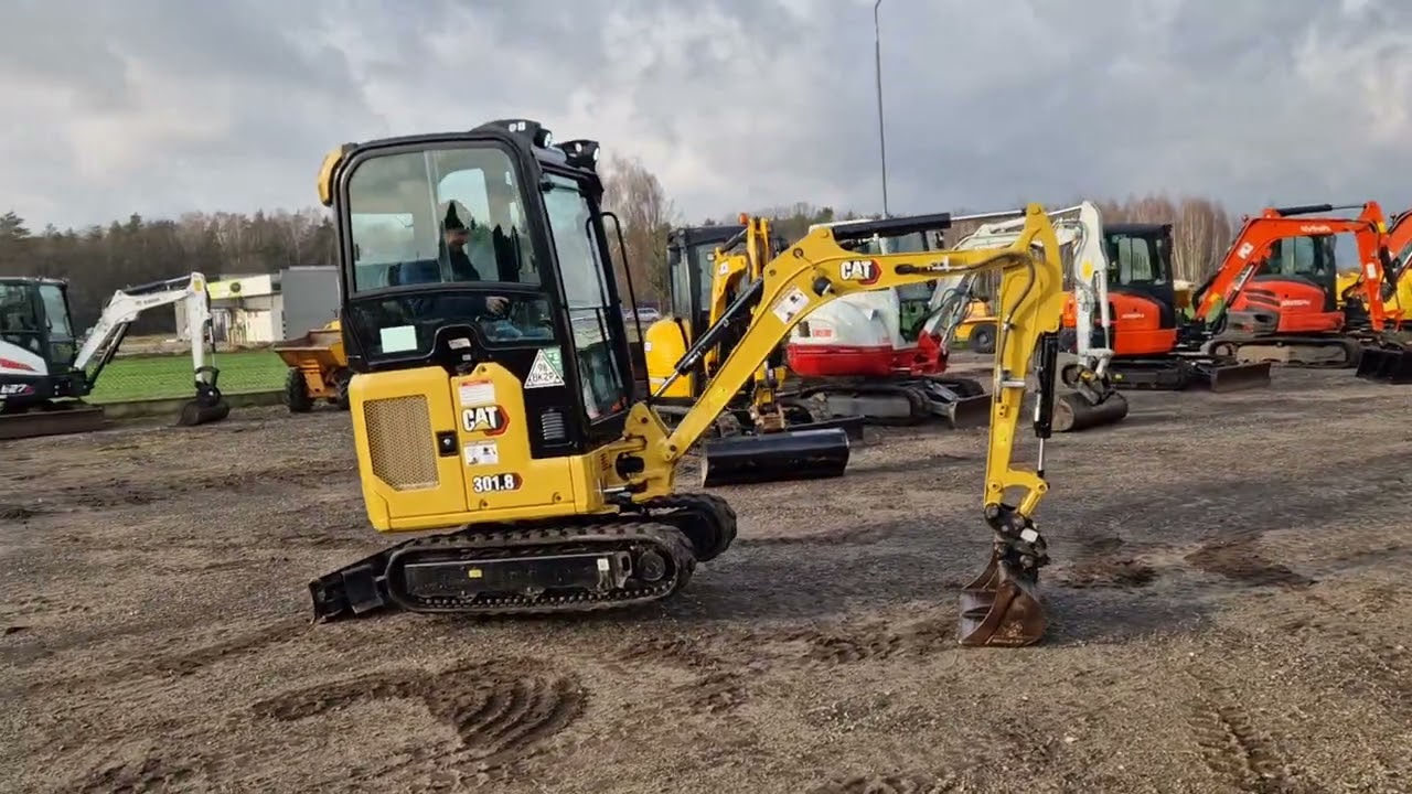 Minikoparka Cat 301.8 2023r przebieg 500 mtg