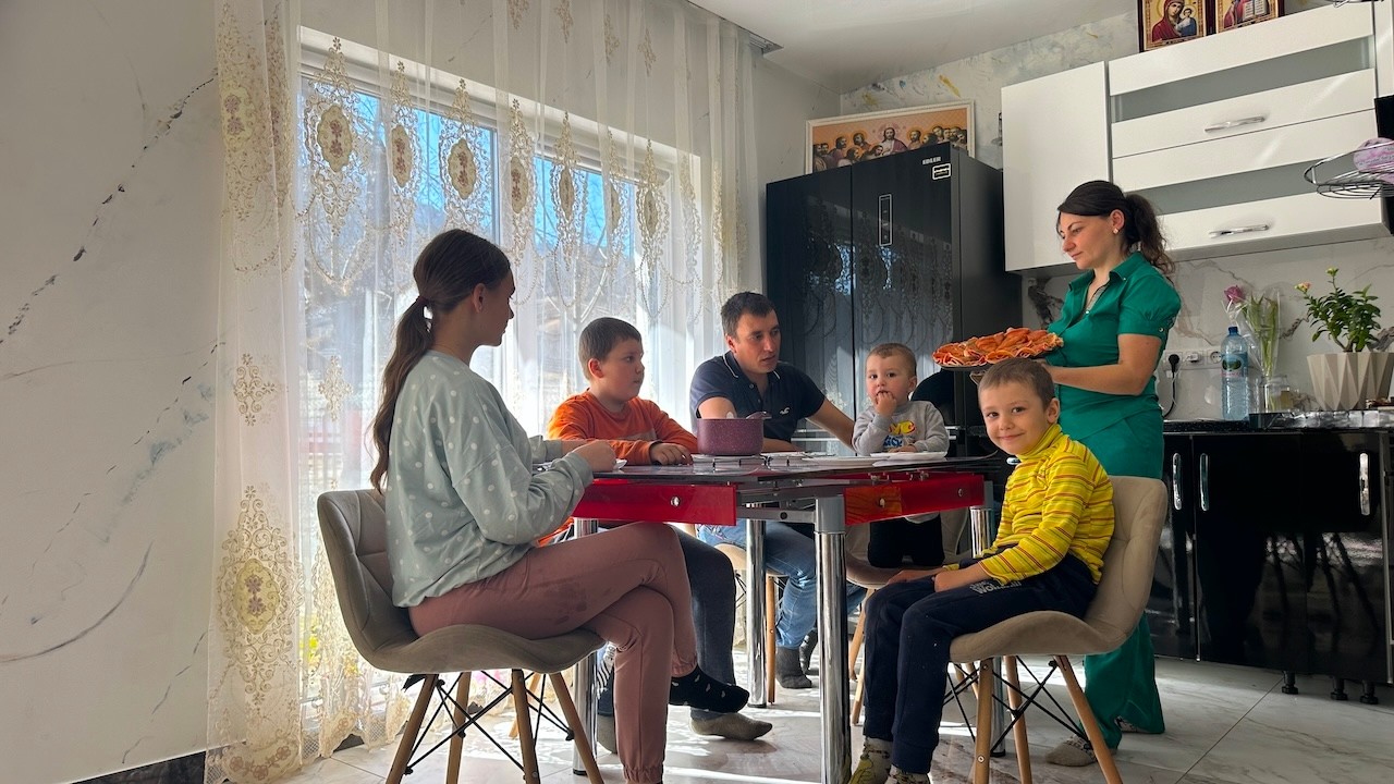 A Day of Hard Work & Love ❤️ Carpathian Family Life, Homemade Food & Dream House