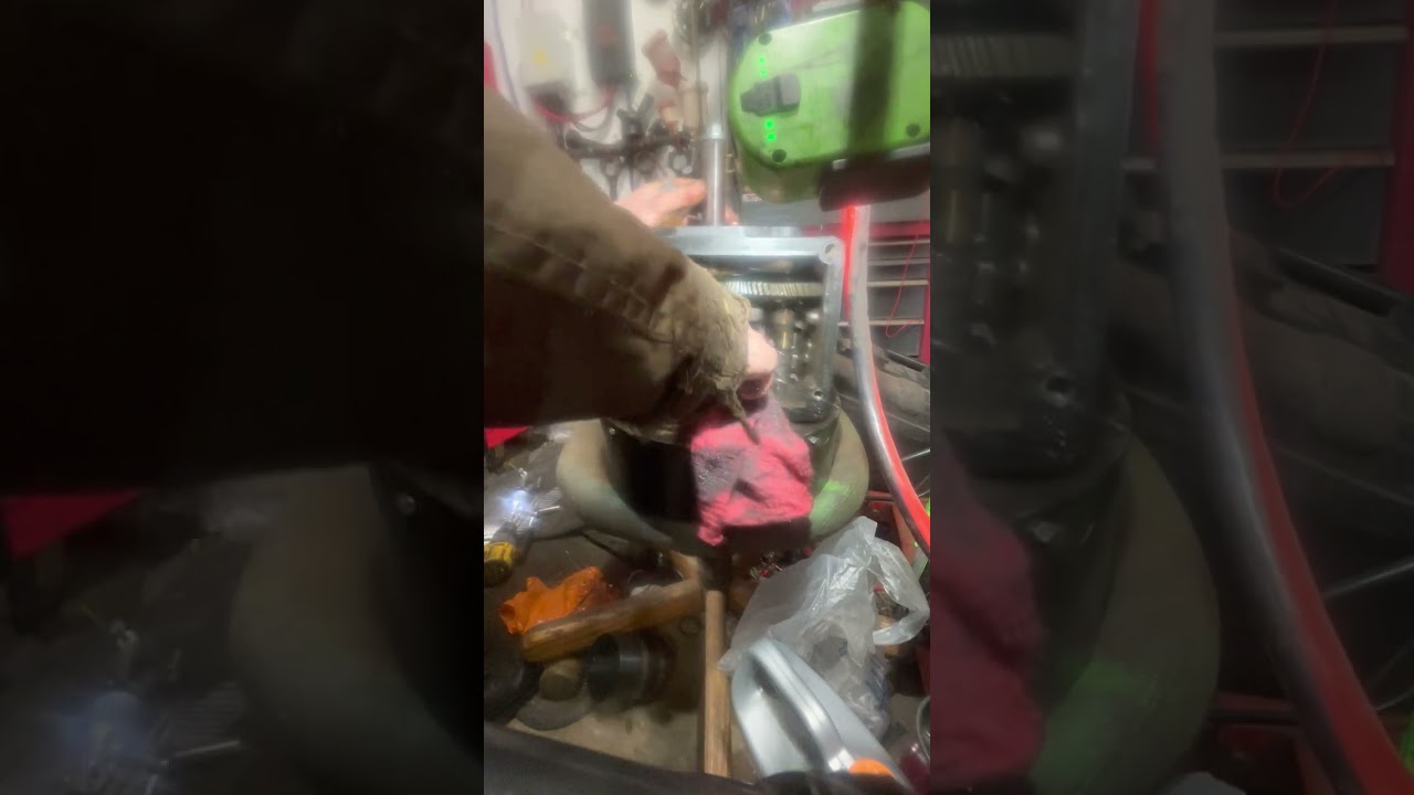 Kohler k301 new piston and rod install