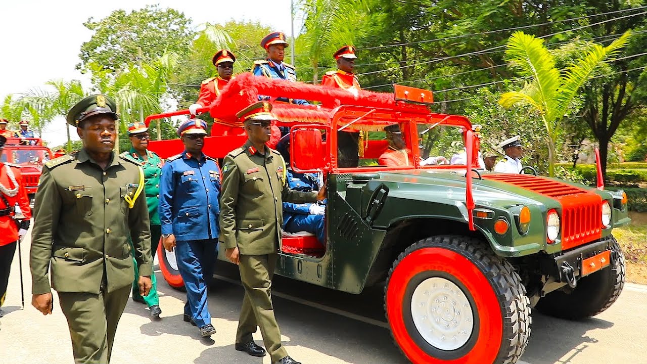 KIJESHI ZAIDI. Tazama Tukio la Kuagwa Majenerali Wastaafu wa Jeshi la Ulinzi la Wananchi wa Tanzania
