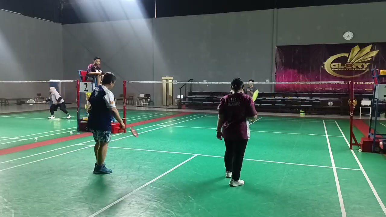 Minggu 8 Februari - 10