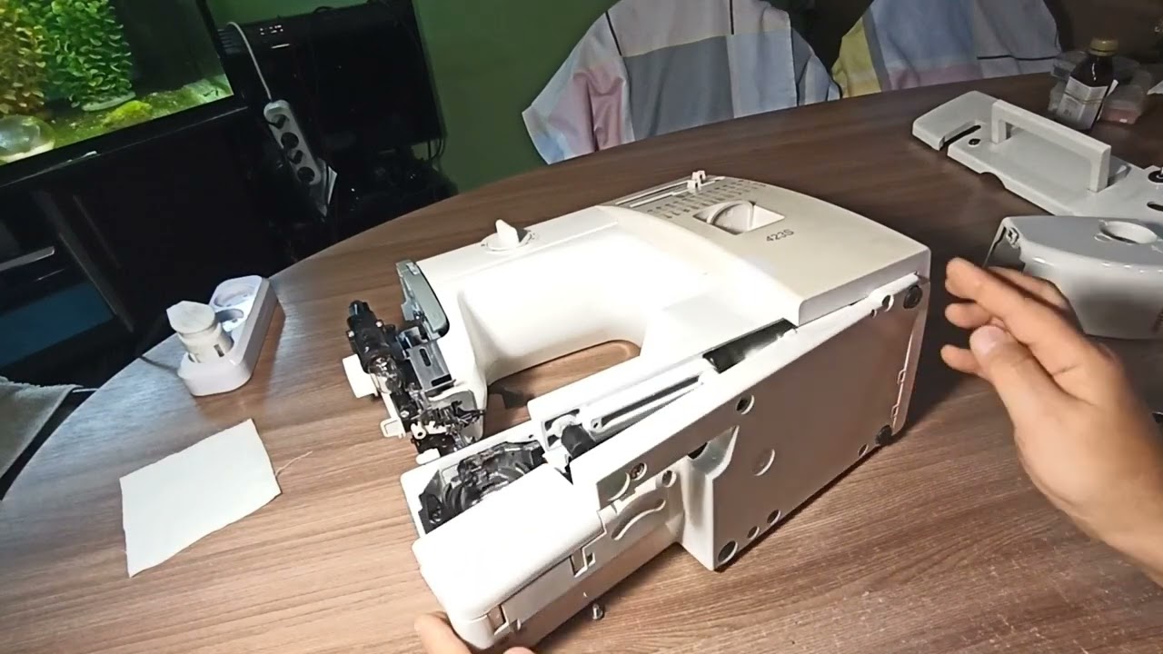 Швейная машина Janome 423 S