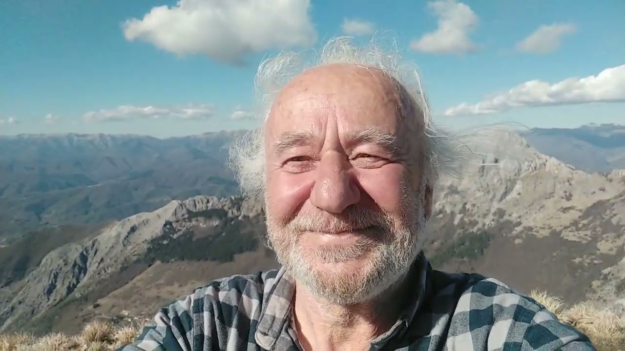 salita sul monte sagro alpi apuane